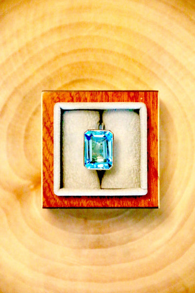 Hannah ring - Blue Topaz